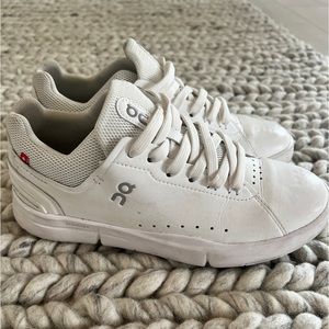 Cloud The Roger Sneakers
